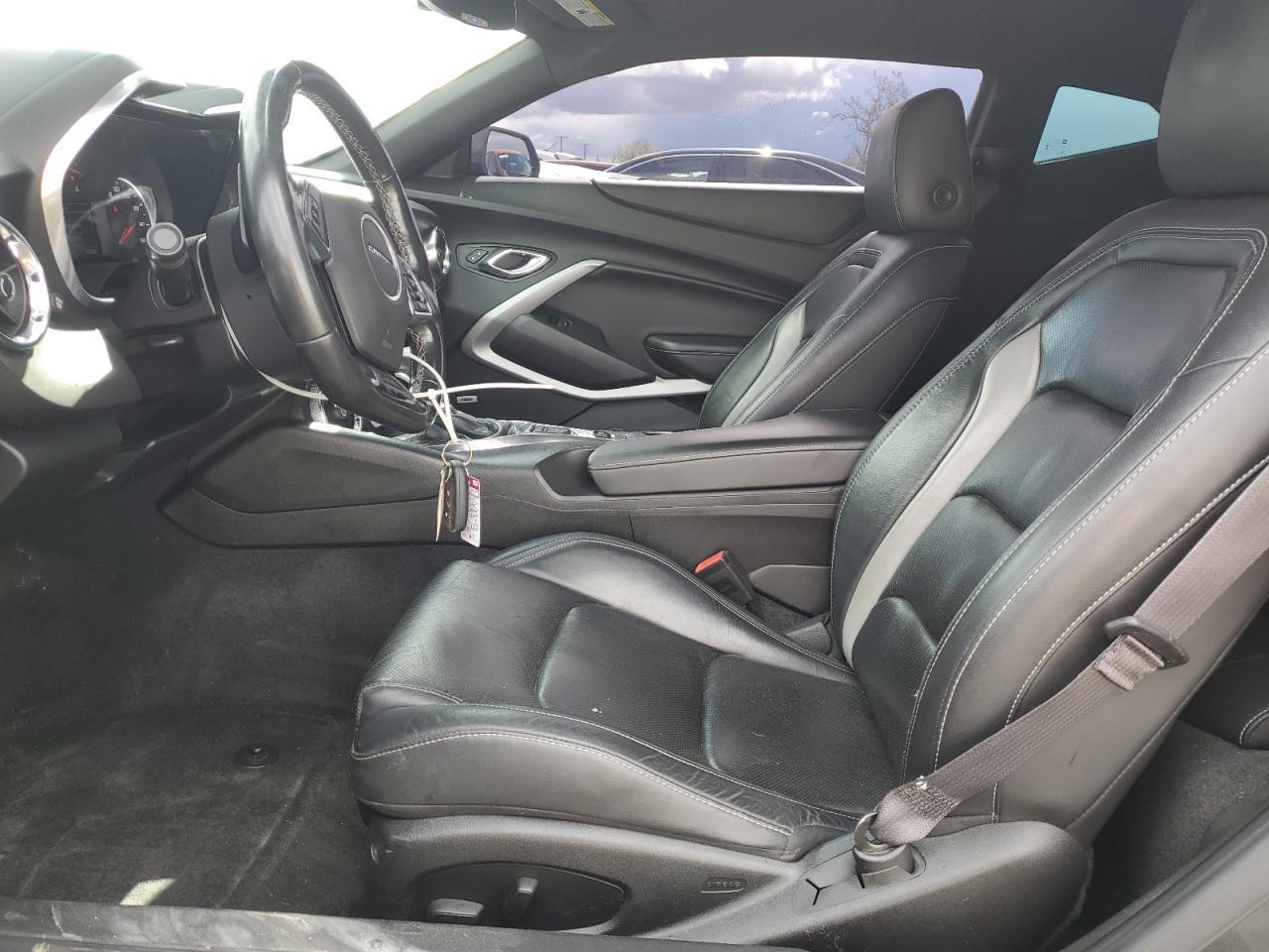 2017 Chevrolet Camaro - Image 7