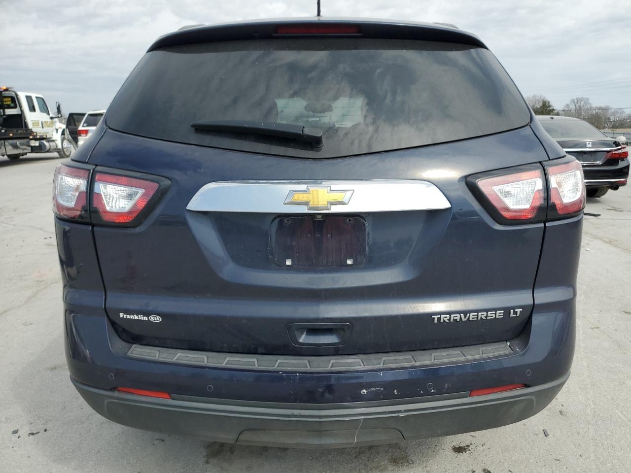 2015 Chevrolet Traverse - Image 6