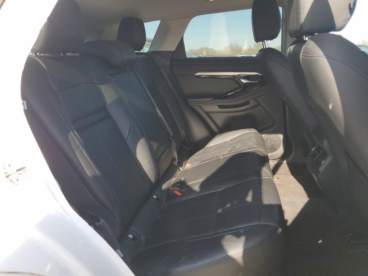 2020 Land Rover Range Rover - Image 11
