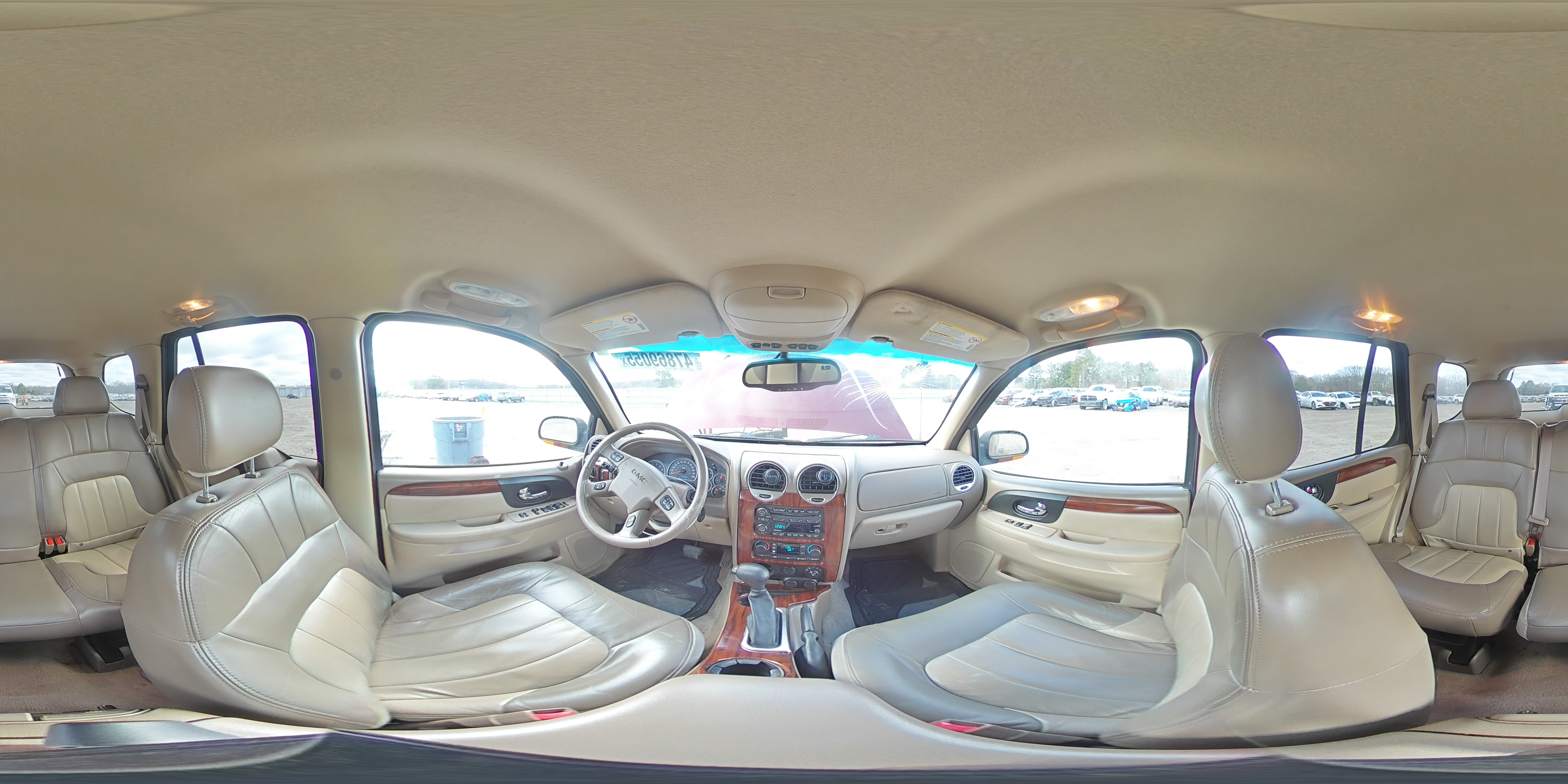 2004 GMC Envoy - Image 13