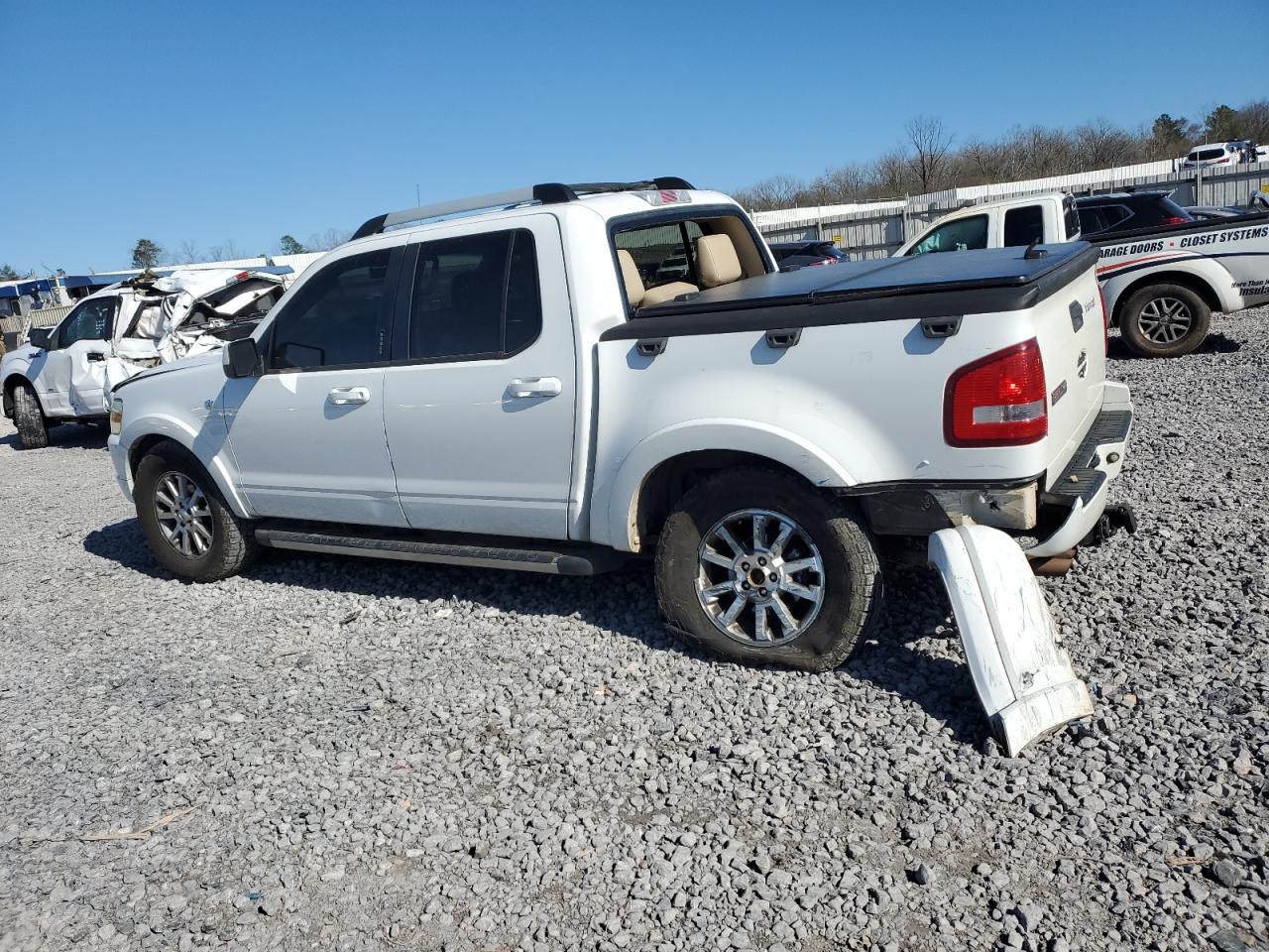 2007 Ford Explorer - Image 2
