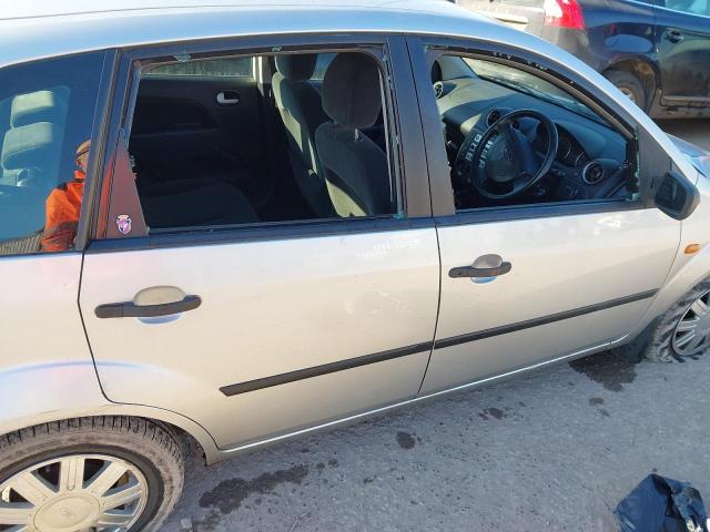 2004 FORD FIESTA GHI