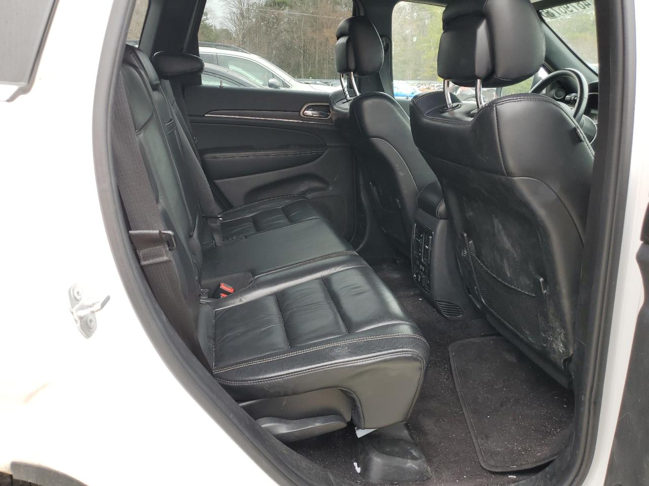 2015 Jeep Grand Cherokee - Image 11