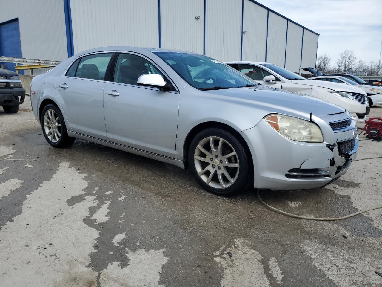 2011 Chevrolet Malibu - Image 4