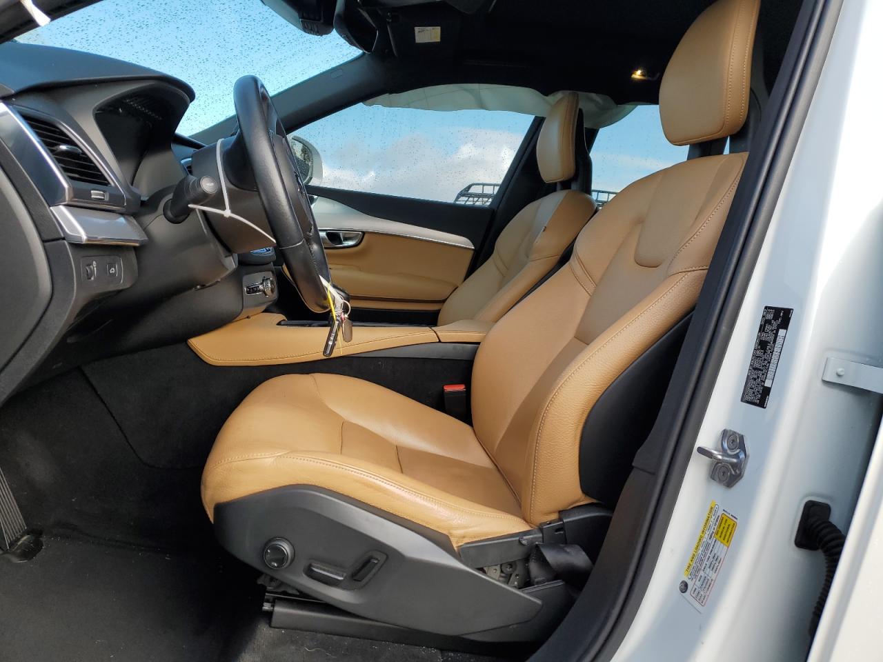 2018 Volvo XC90 - Image 7