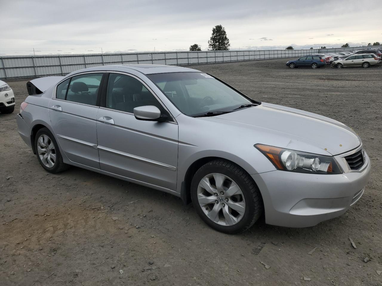 2009 Honda Accord - Image 4
