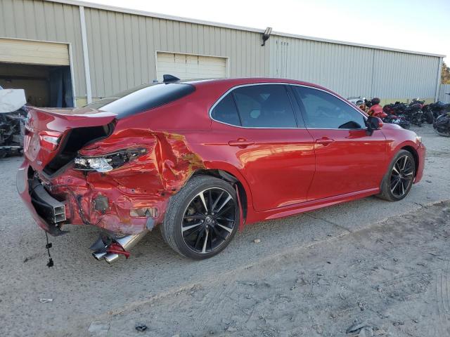  TOYOTA CAMRY 2020 Красный