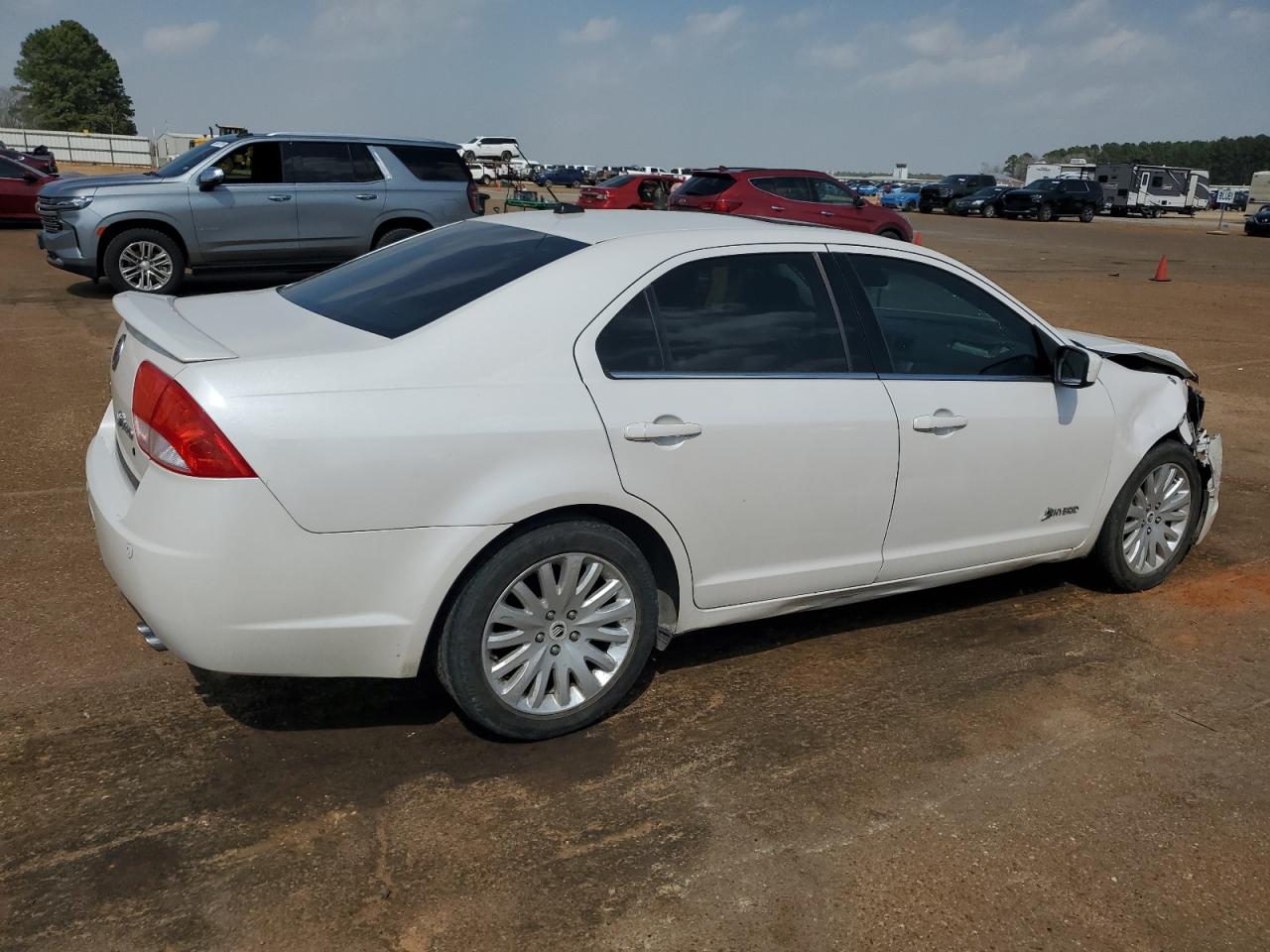 2010 Mercury Milan - Image 3