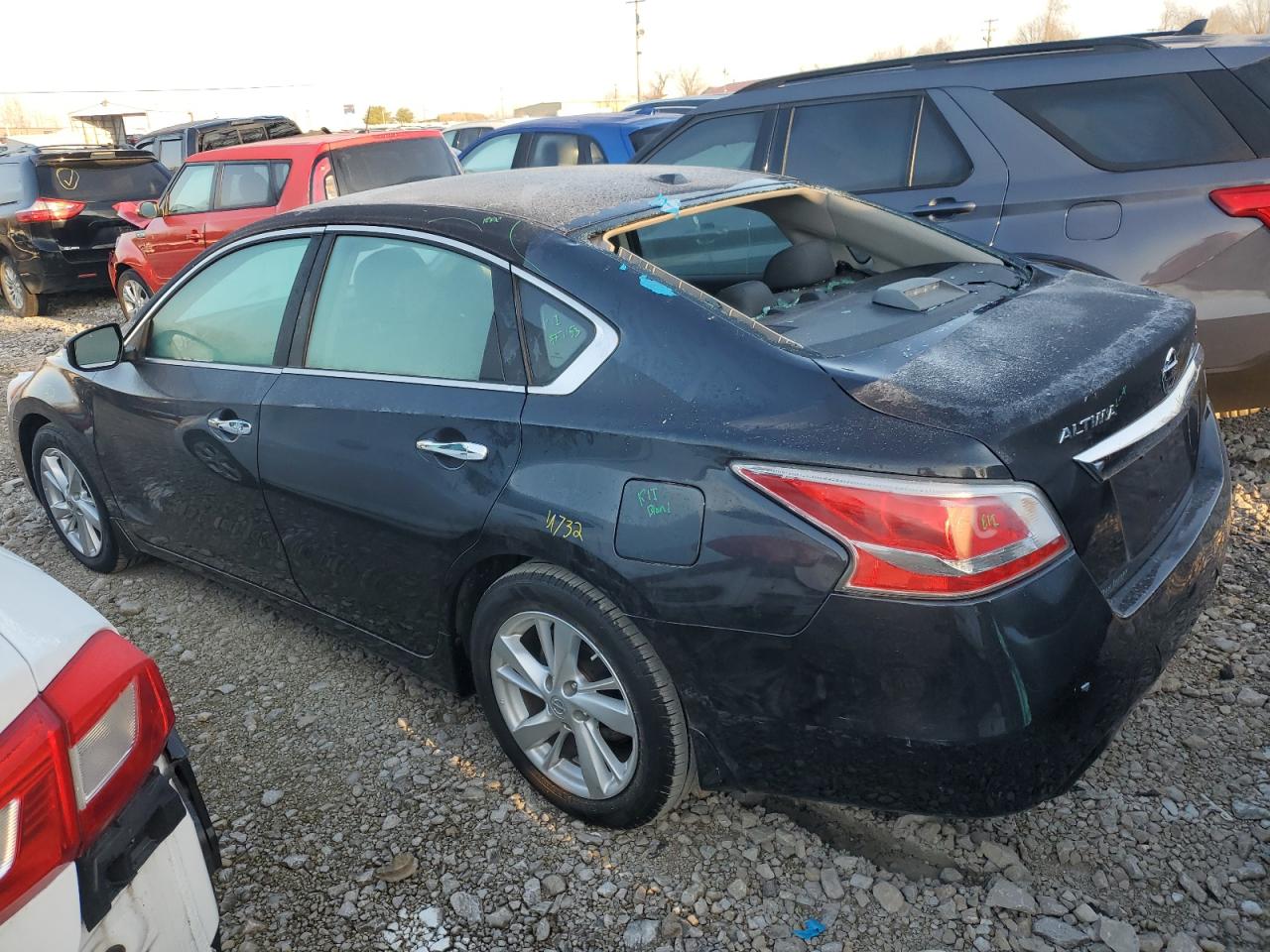 2015 Nissan Altima - Image 2