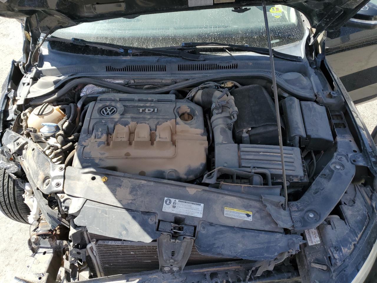 2015 Volkswagen Jetta - Image 11