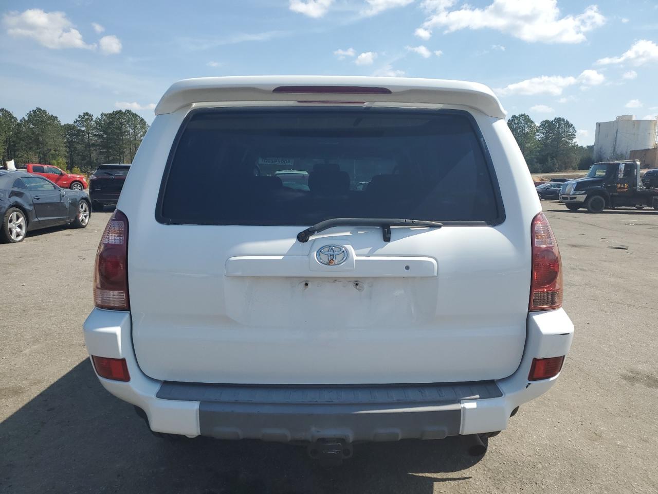 2004 Toyota 4Runner - Image 6