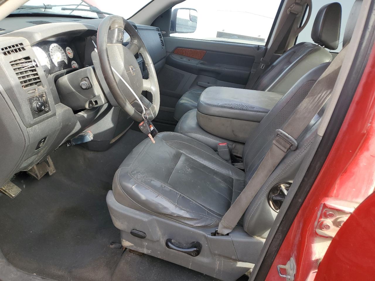 2007 Dodge RAM - Image 7