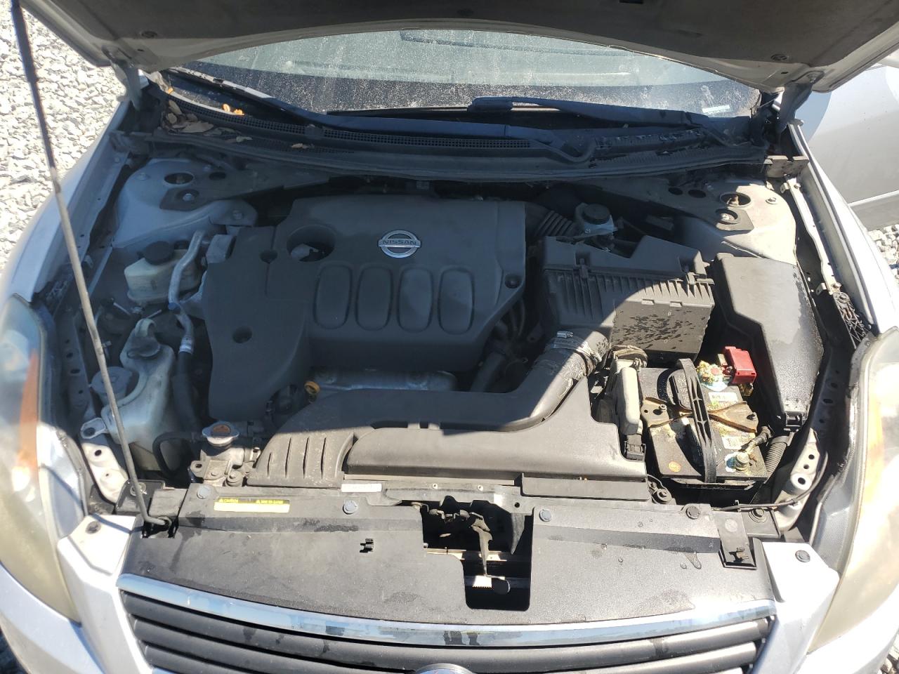 2009 Nissan Altima - Image 11