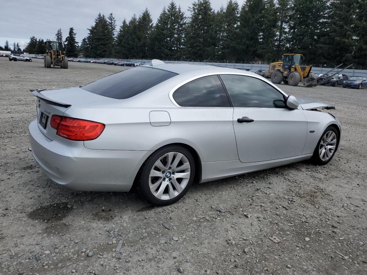 2011 BMW 3er - Image 3
