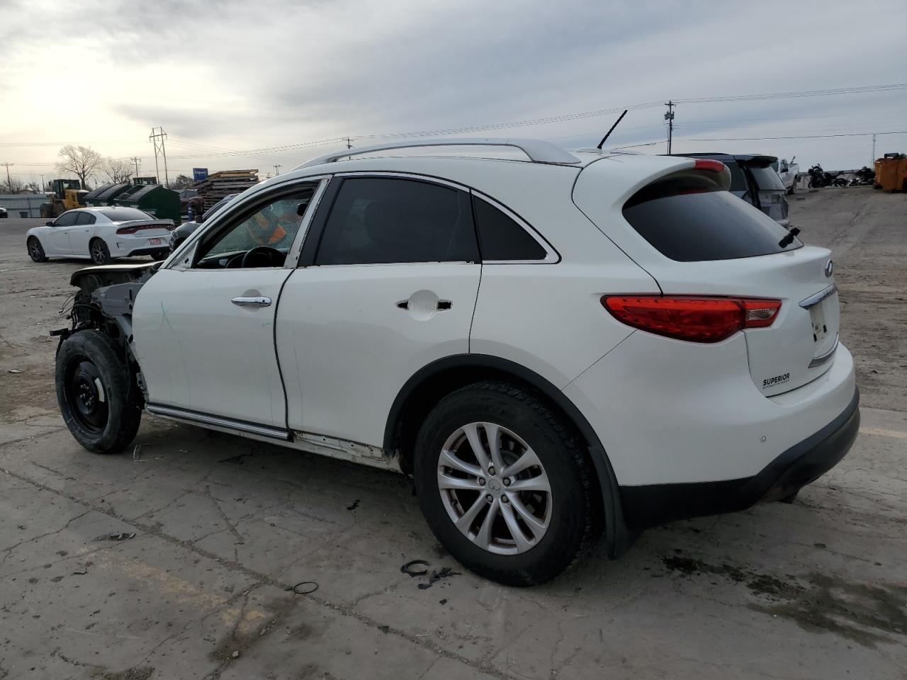 2013 Infiniti FX - Image 2