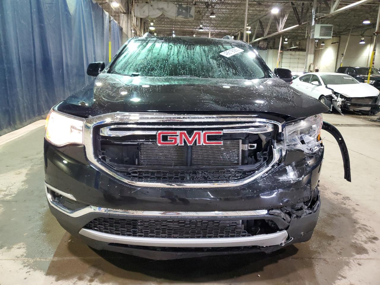 2018 GMC Acadia - Image 5