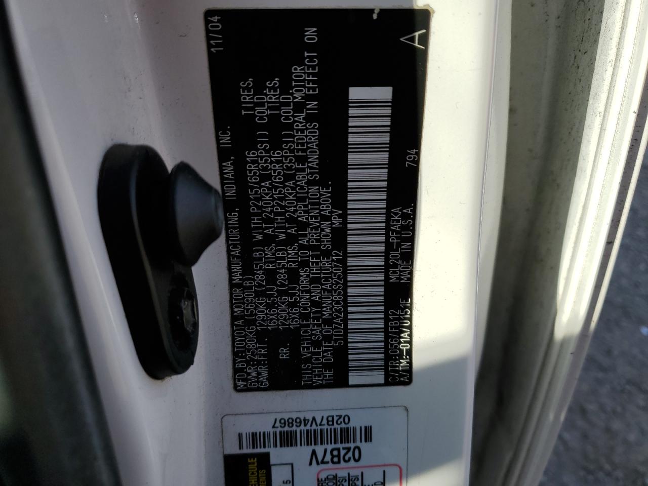 2005 Toyota Sienna - Image 14