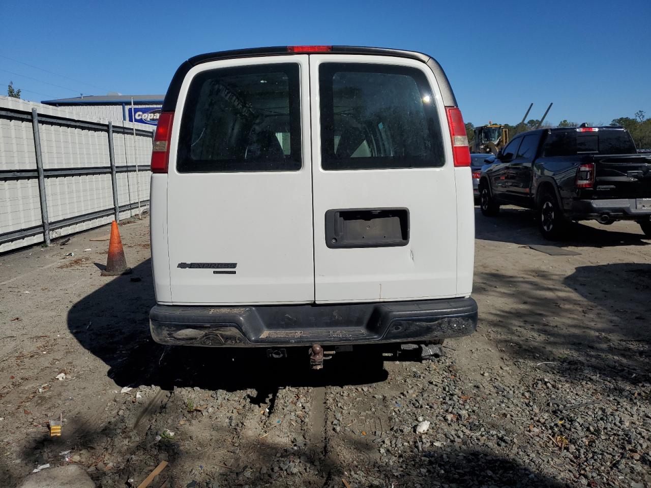 2012 Chevrolet Express - Image 6