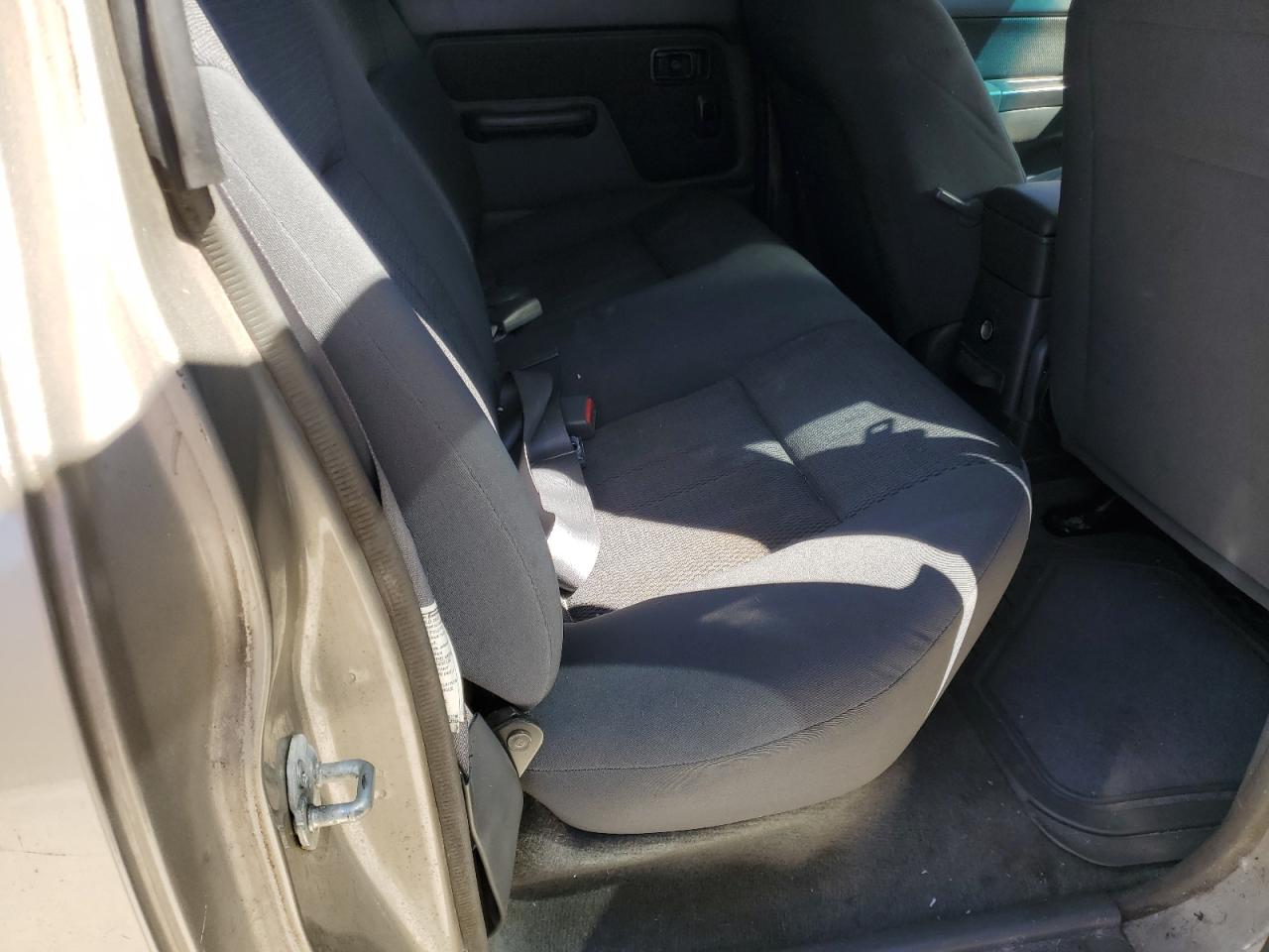 2004 Nissan Navara (Frontier) - Image 10