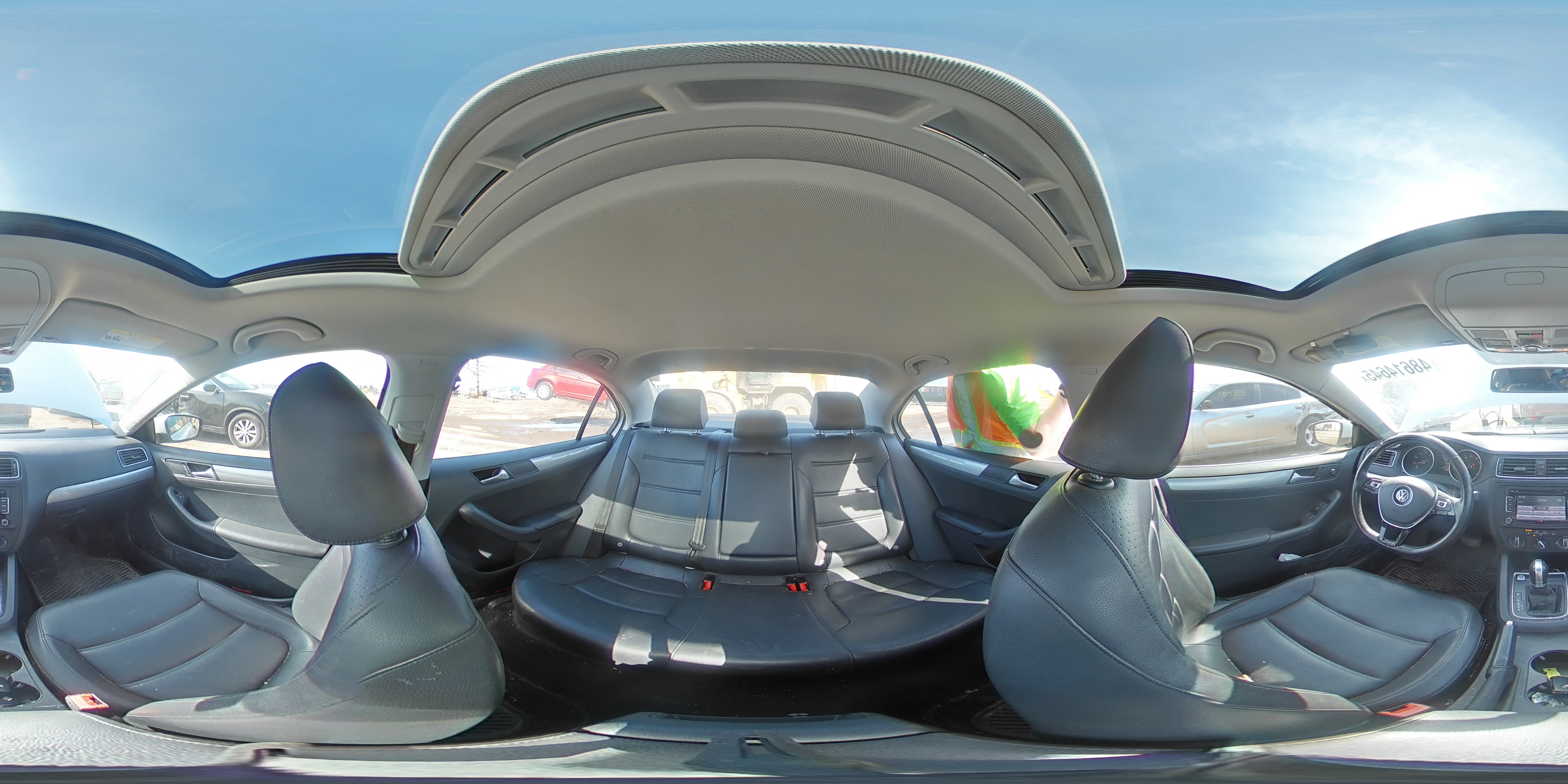 2015 Volkswagen Jetta - Image 12