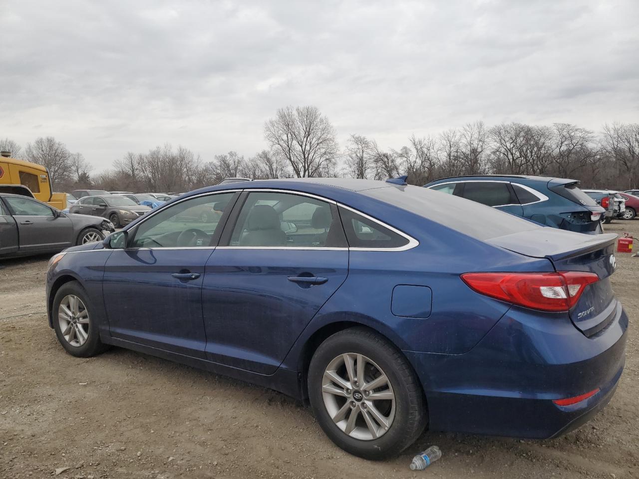 2017 Hyundai Sonata - Image 2