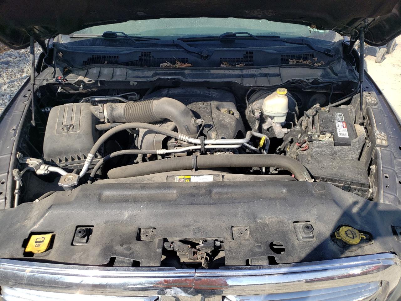 2016 RAM 1500 - Image 11