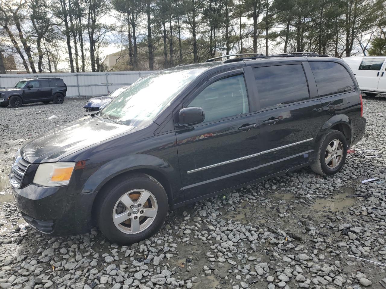 2010 Dodge Caravan - Image 1
