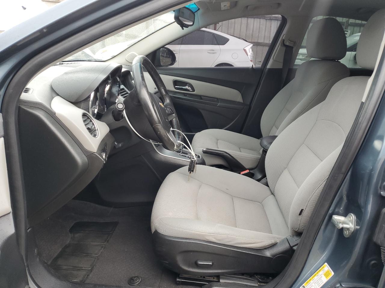 2012 Chevrolet Cruze - Image 7