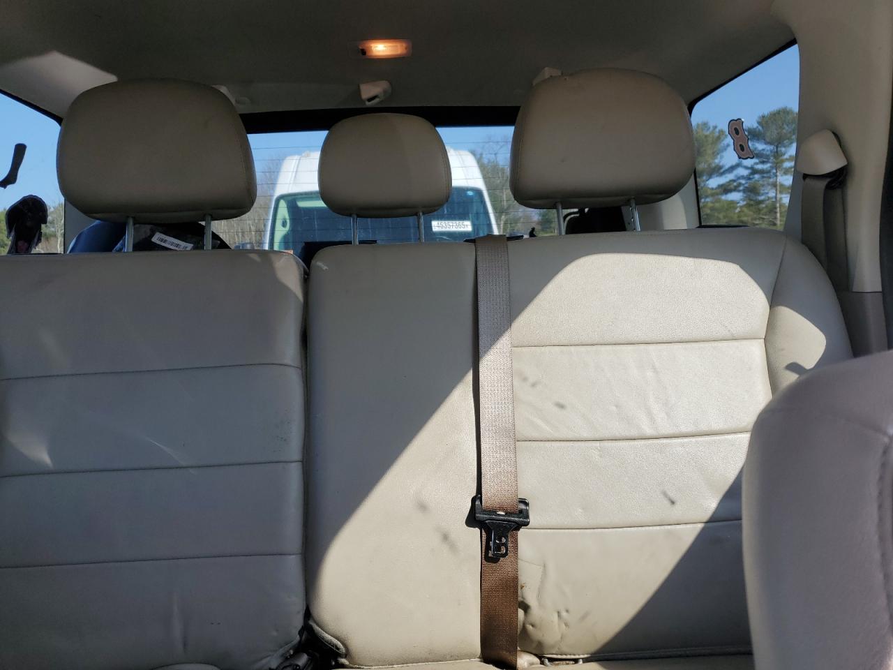2011 Ford Escape - Image 10