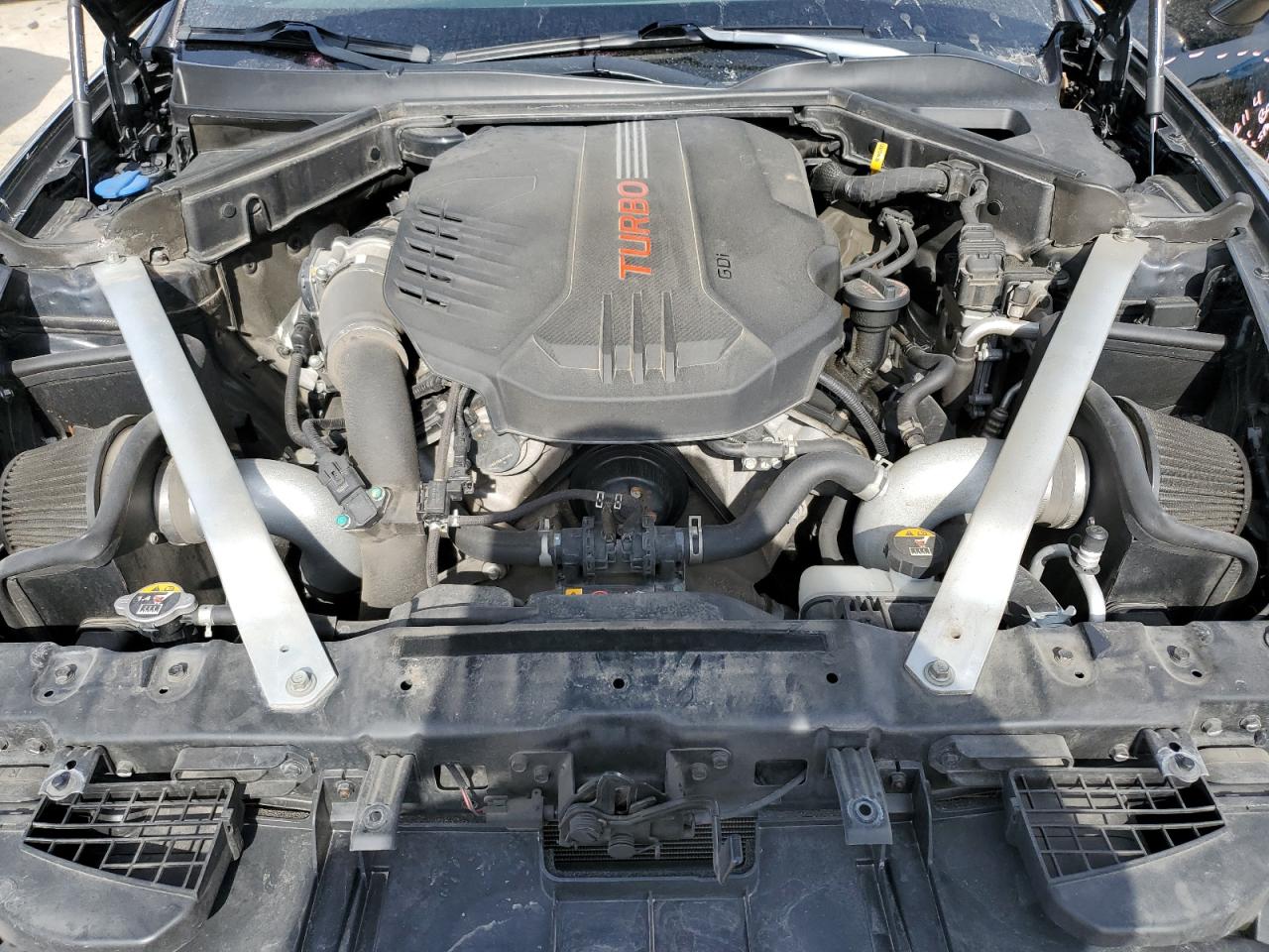 2018 Kia Stinger - Image 11