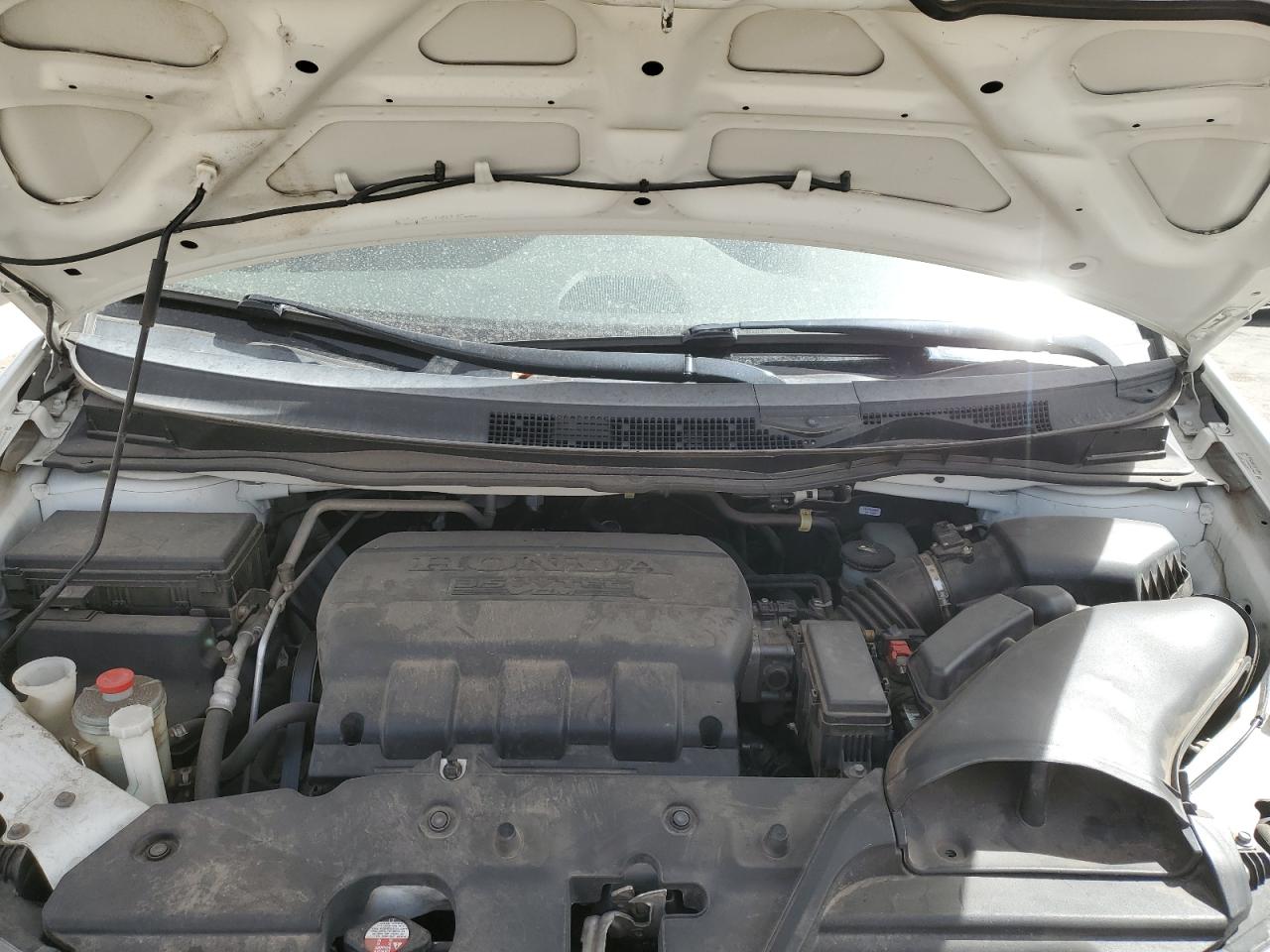 2015 Honda Odyssey - Image 12