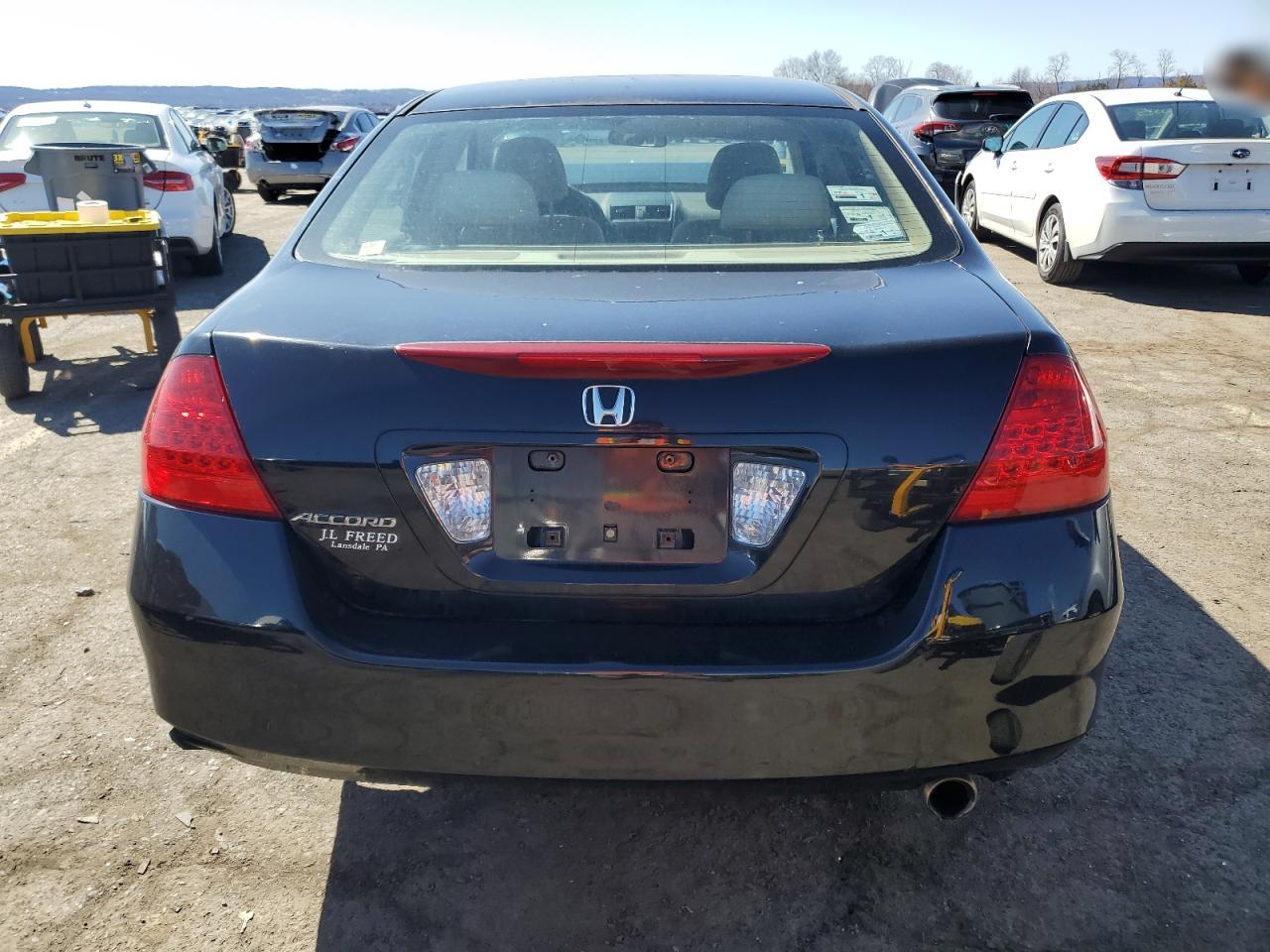 2007 Honda Accord - Image 6