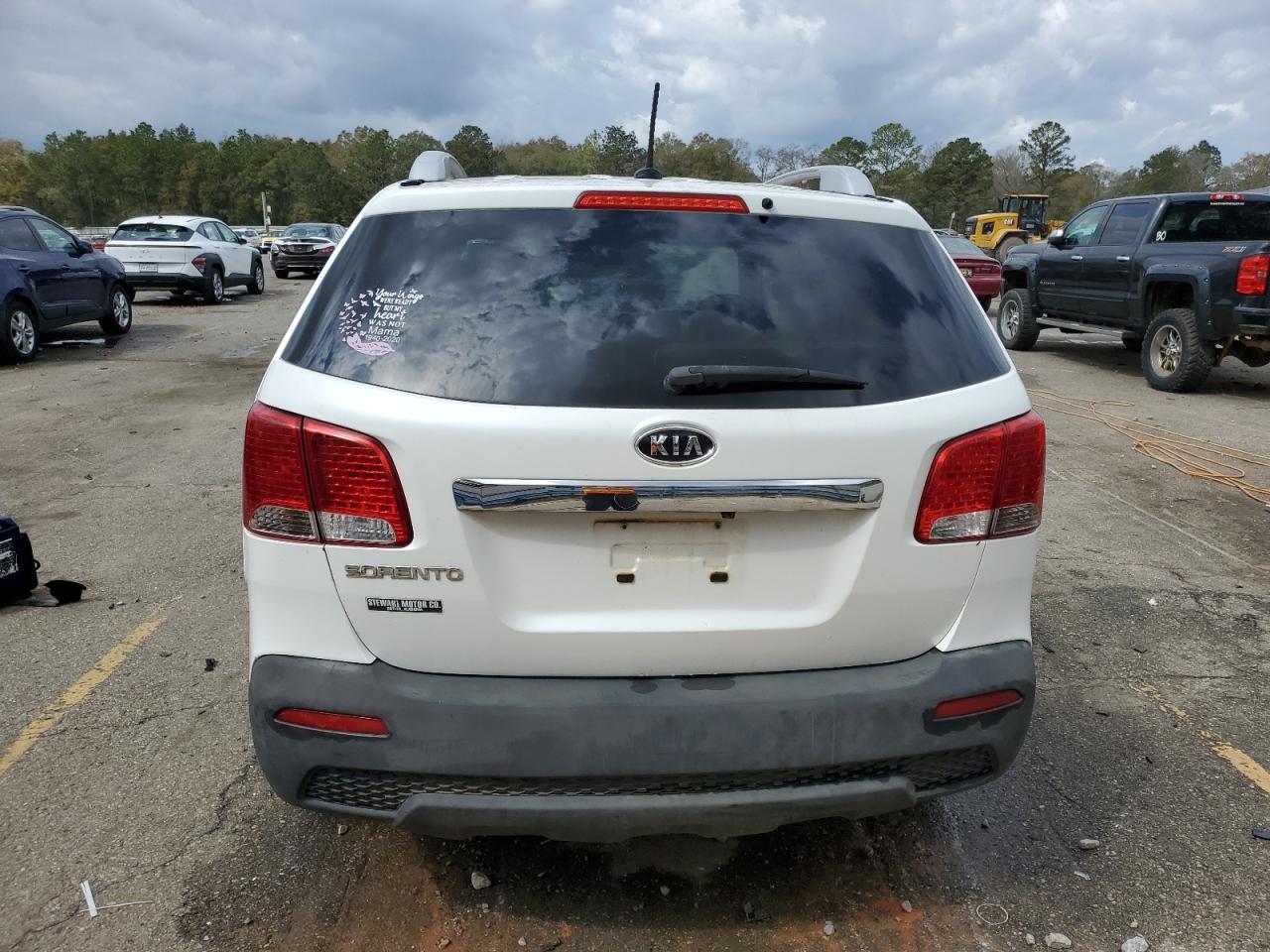 2011 Kia Sorento - Image 6