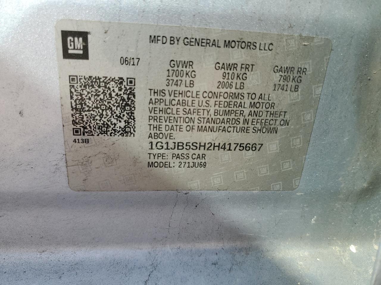 2017 Chevrolet Sonic - Image 12