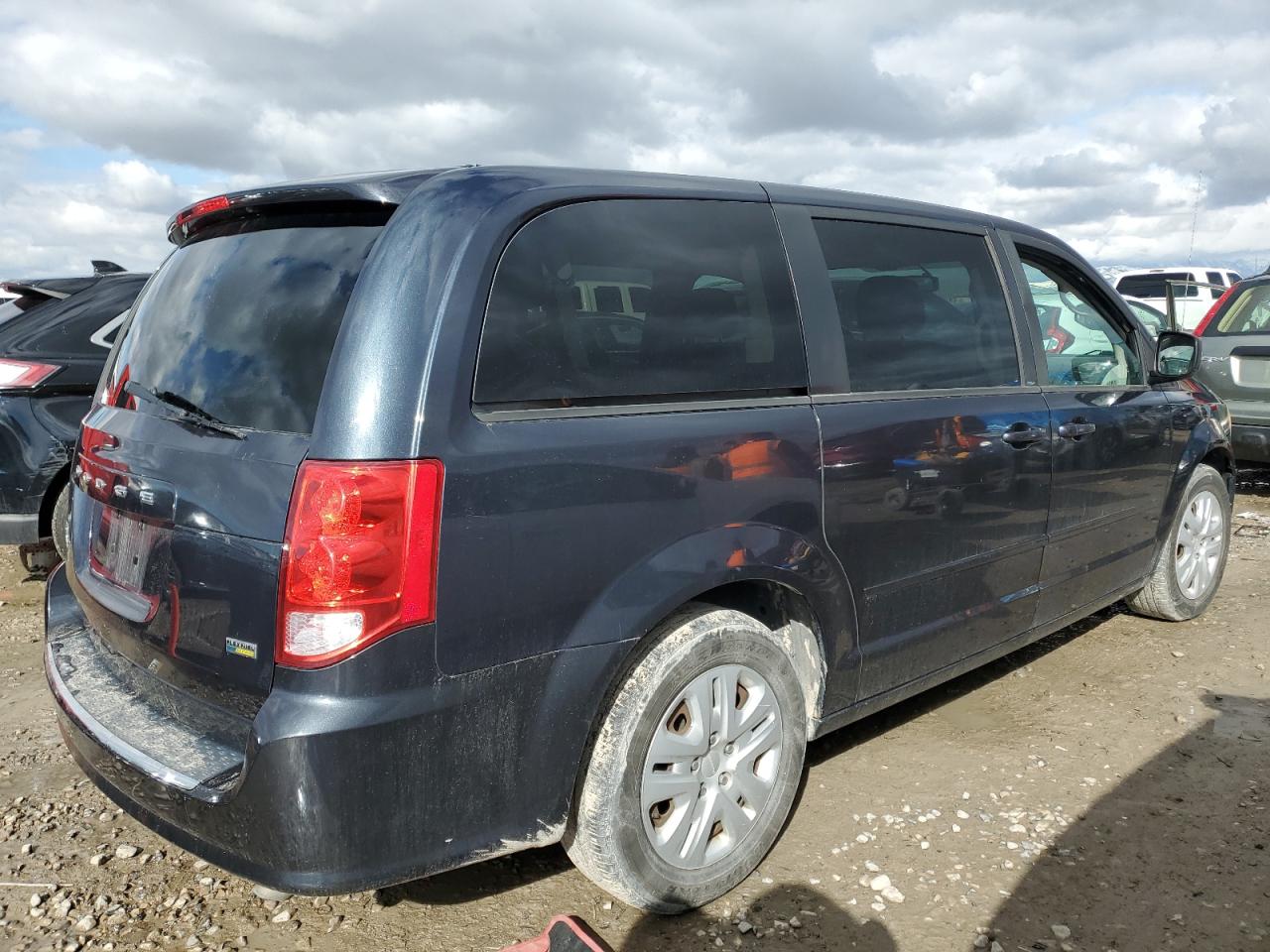 2014 Dodge Caravan - Image 3