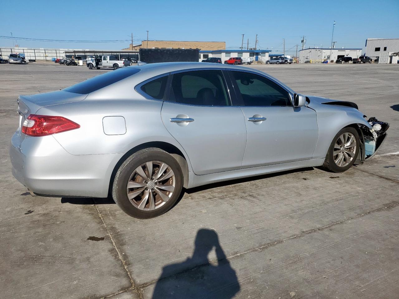 2013 Infiniti M - Image 3