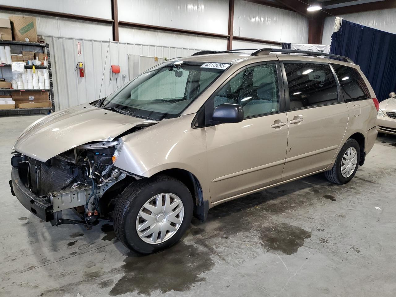 2008 Toyota Sienna Ce na sprzedaż w Byron, GA - Front End