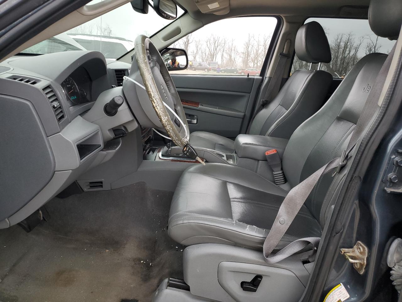 2007 Jeep Grand Cherokee - Image 7