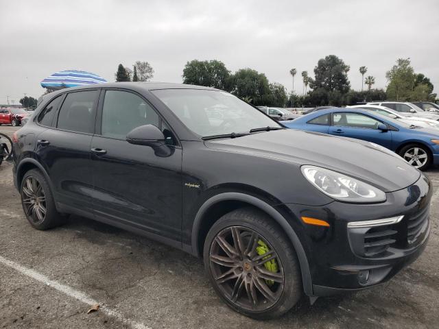  PORSCHE CAYENNE 2015 Черный