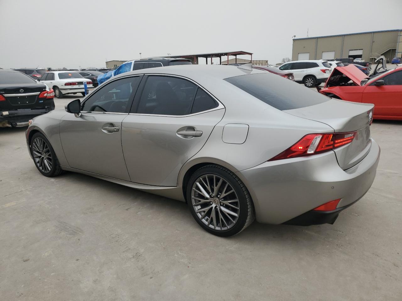 2014 Lexus IS - Image 2