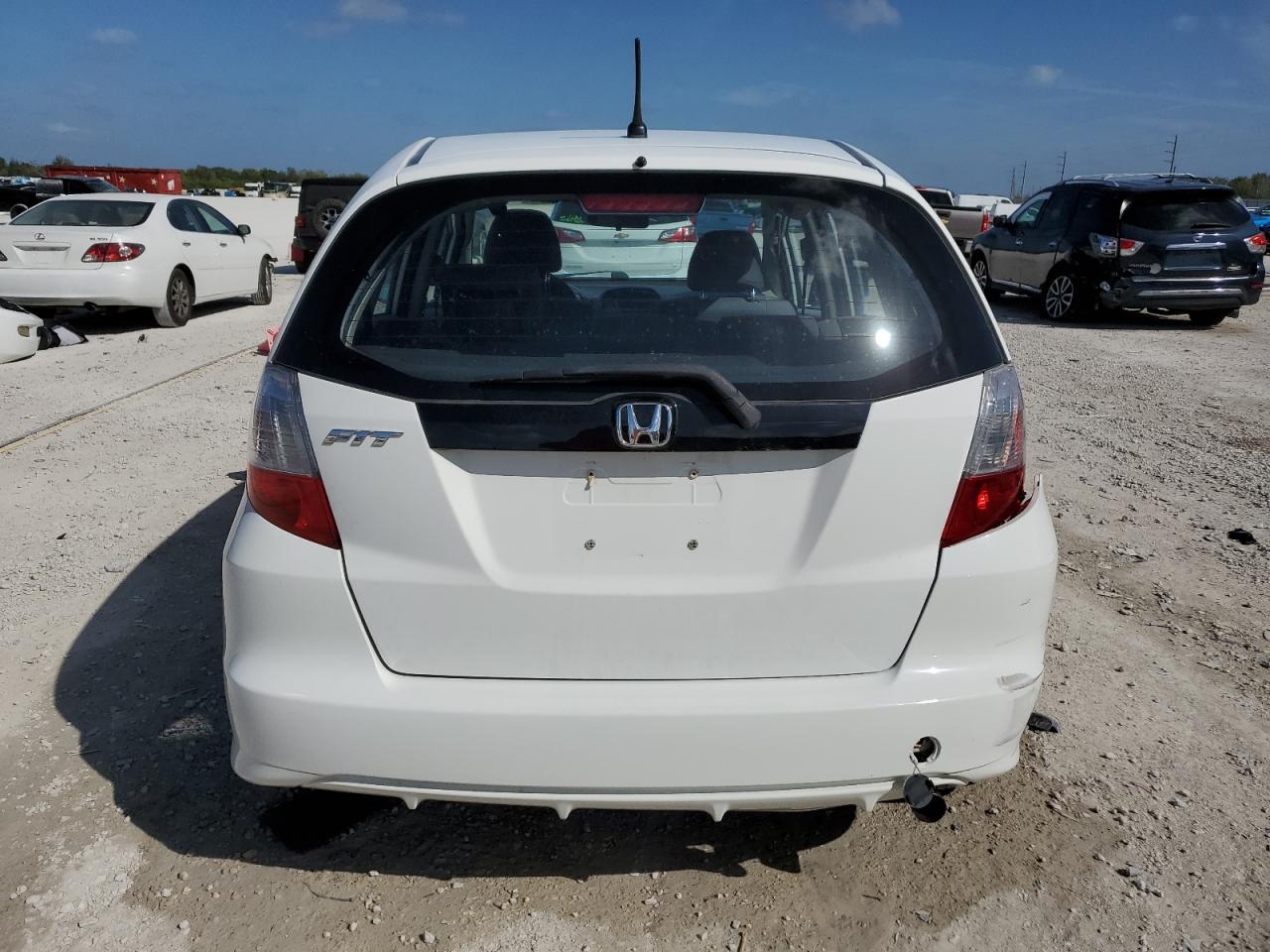 2013 Honda Fit - Image 6