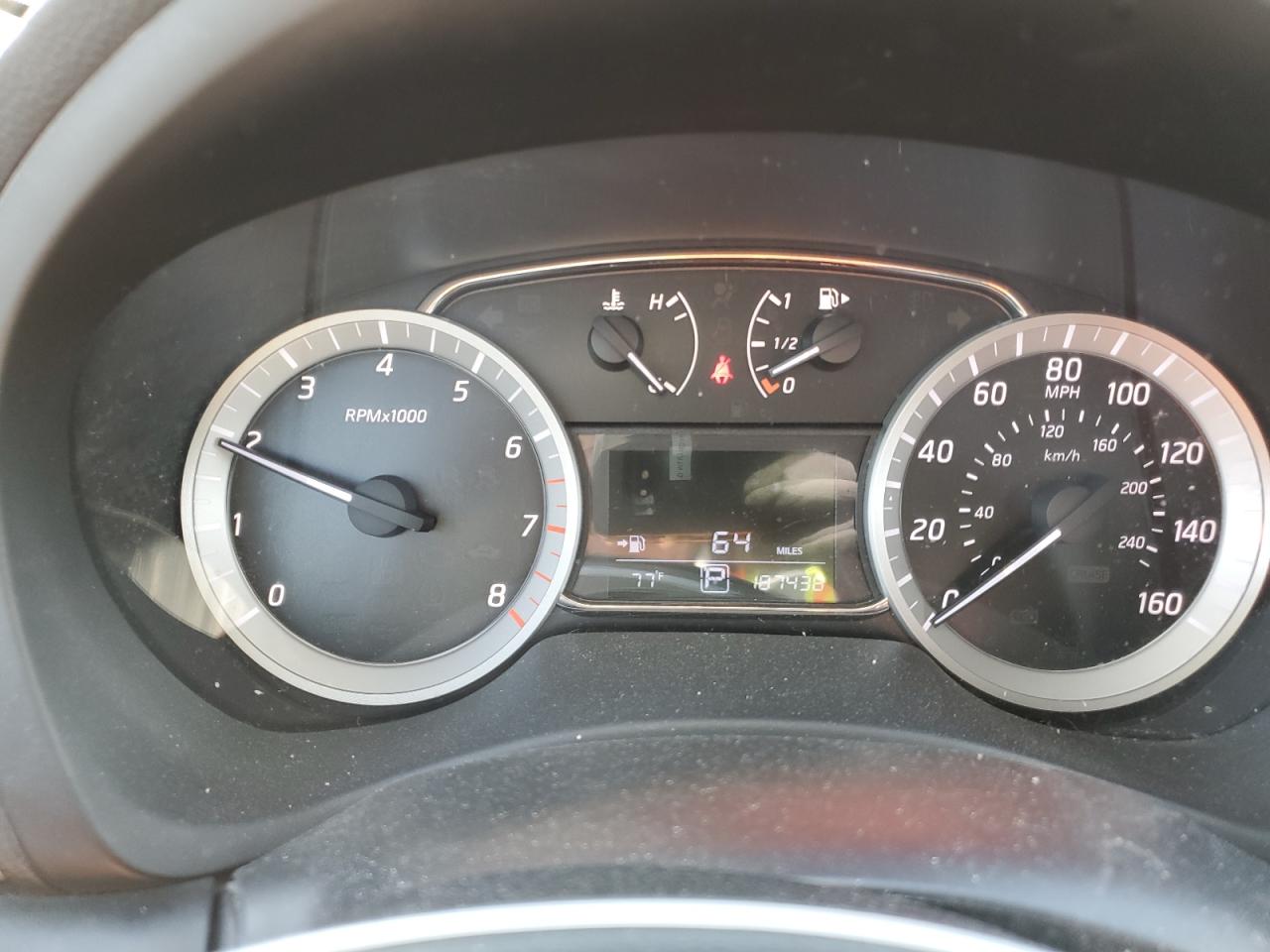 2015 Nissan Sentra - Image 9