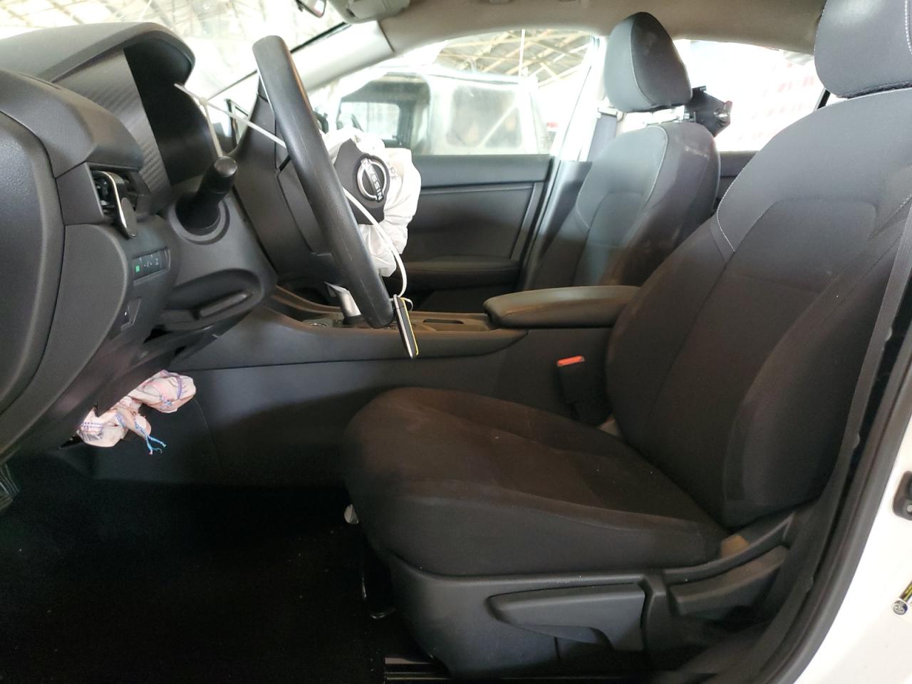 2024 Nissan Sentra - Image 7