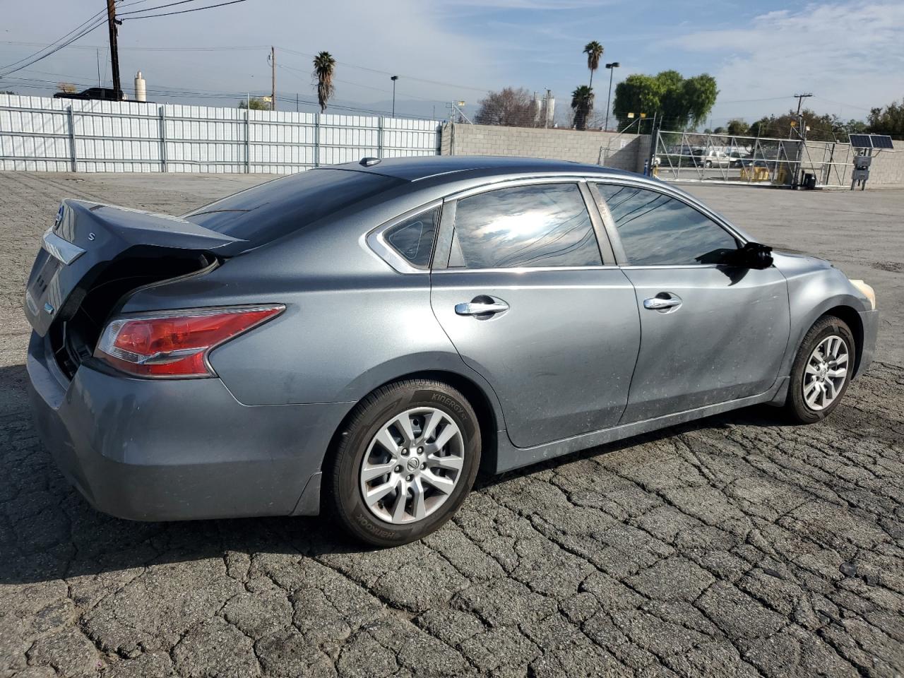 2014 Nissan Altima - Image 3