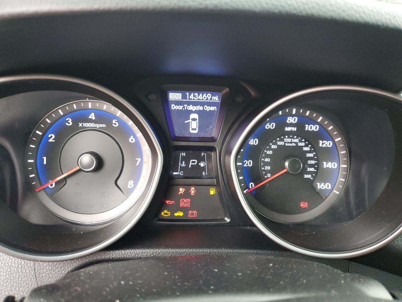 2013 Hyundai Elantra - Image 9