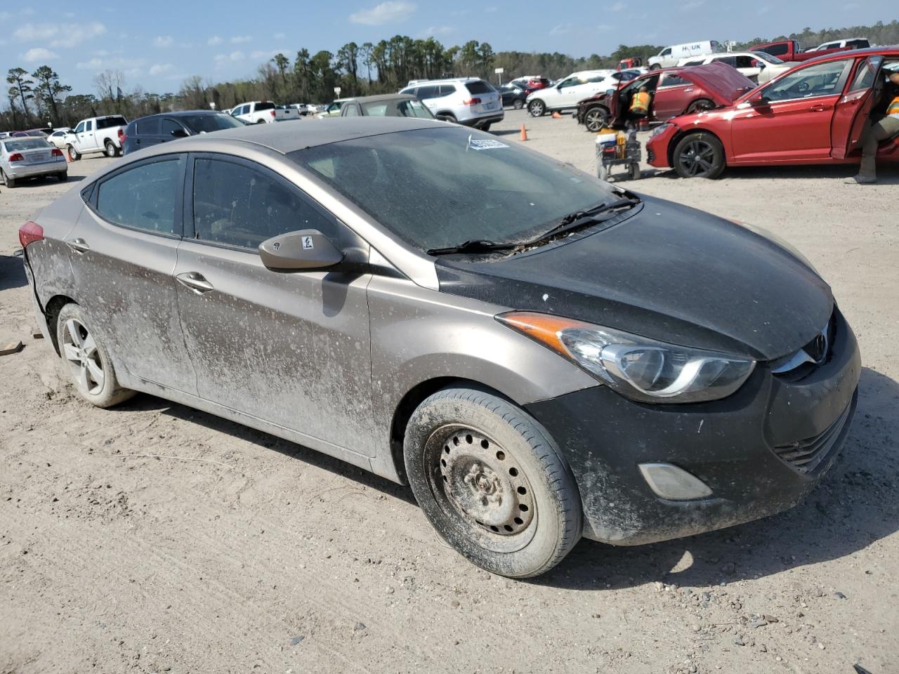 2012 Hyundai Elantra - Image 4