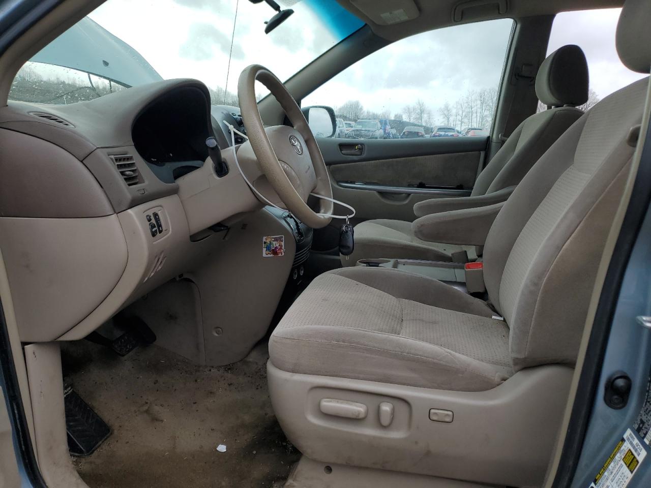 2007 Toyota Sienna - Image 7