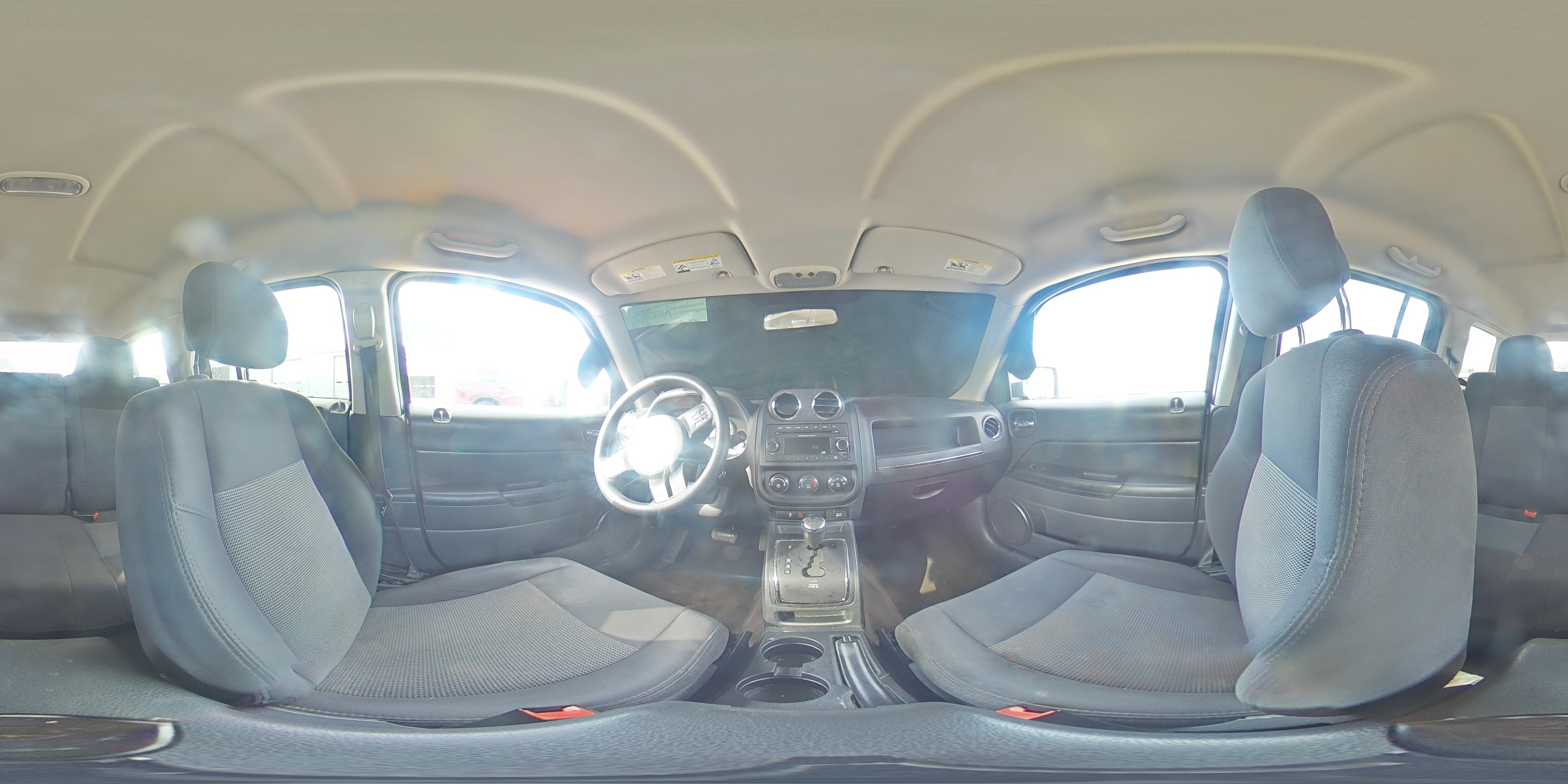 2015 Jeep Liberty (Patriot) - Image 15