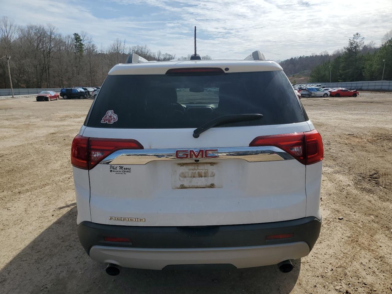 2017 GMC Acadia - Image 6