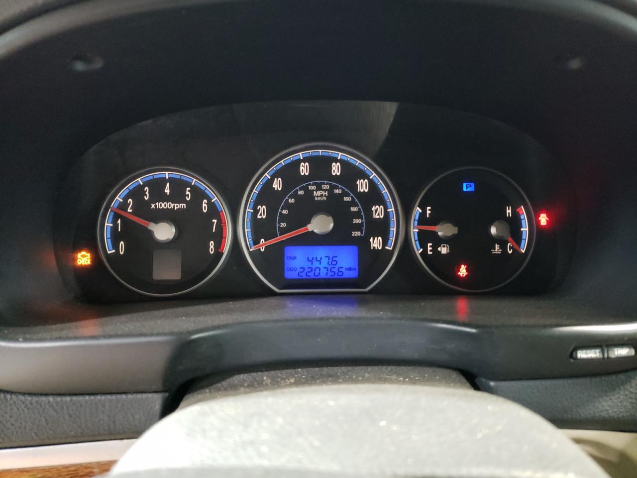 2008 Hyundai Santa Fe - Image 9